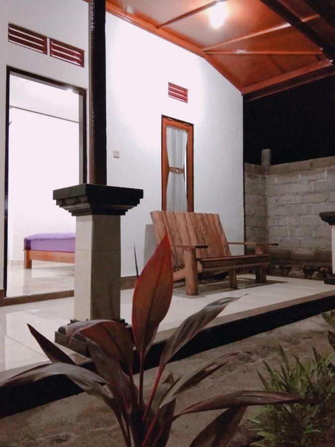 Safsia Homestay Toyapakeh Екстериор снимка
