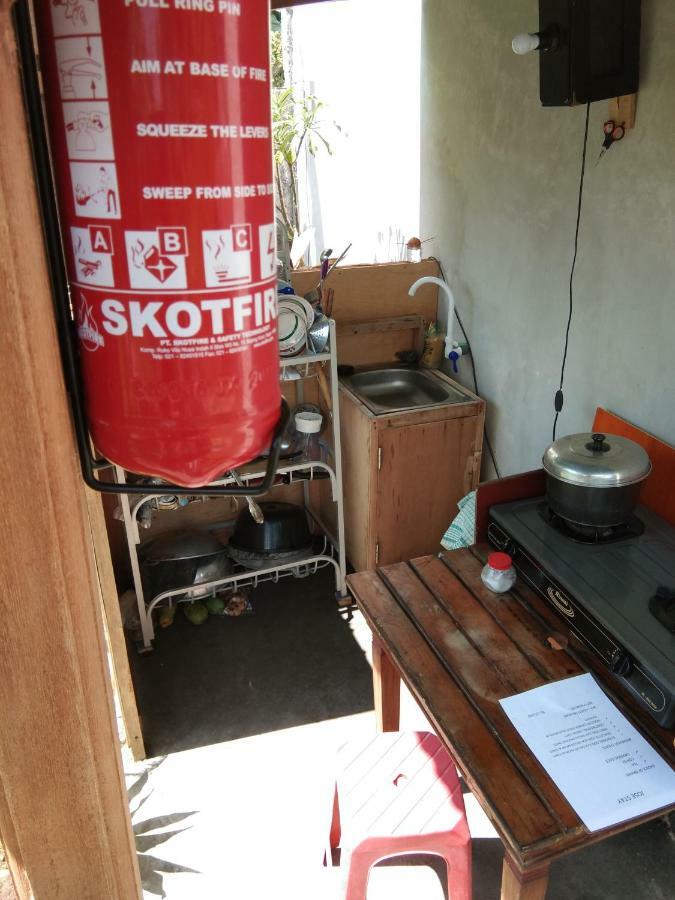 Safsia Homestay Toyapakeh Екстериор снимка