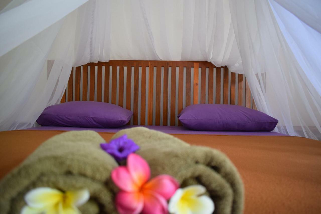 Safsia Homestay Toyapakeh Екстериор снимка