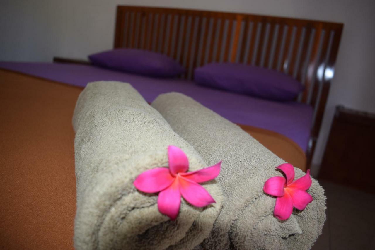 Safsia Homestay Toyapakeh Екстериор снимка